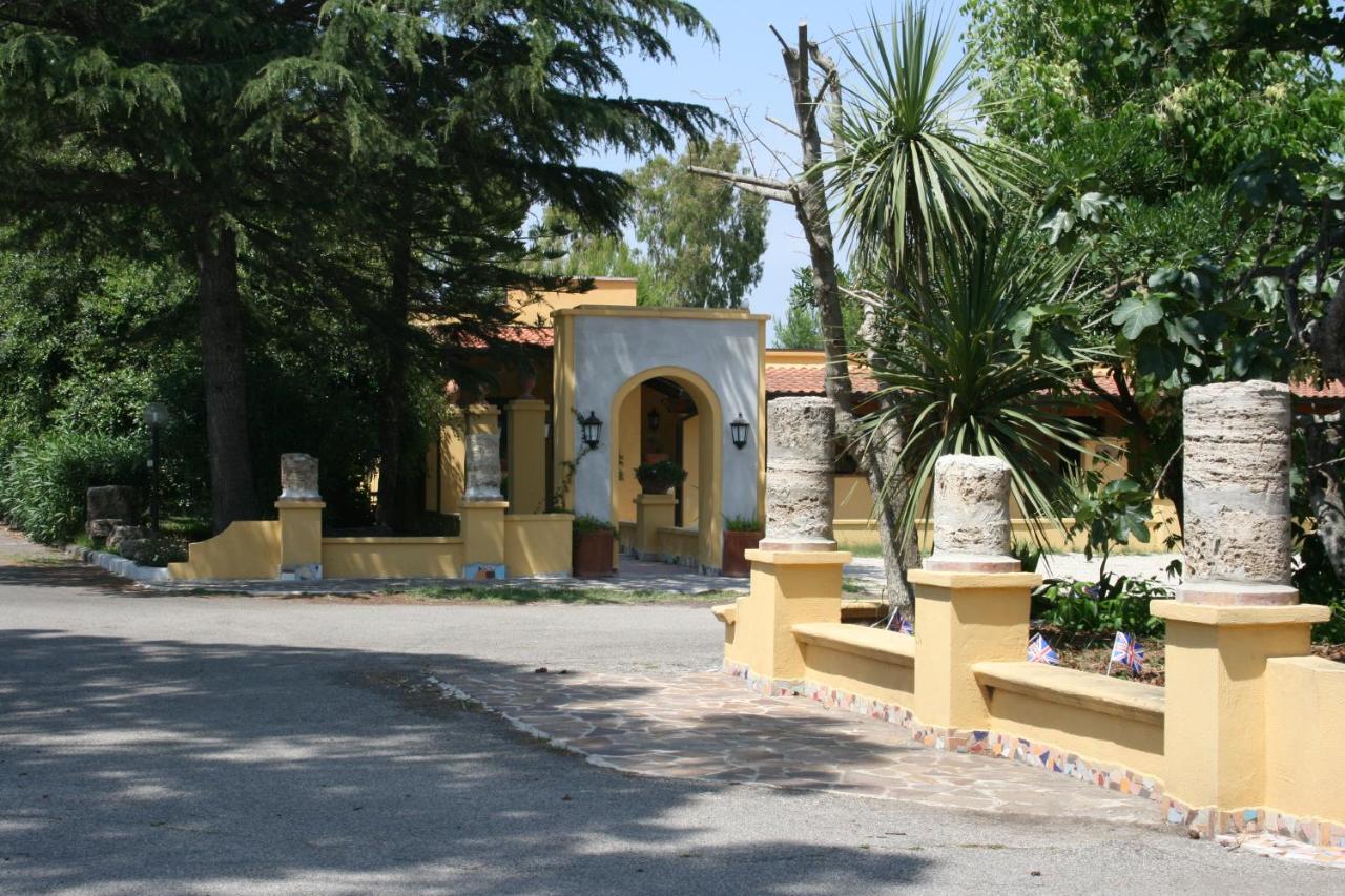 Hotel Villa Rita Paestum Exterior photo